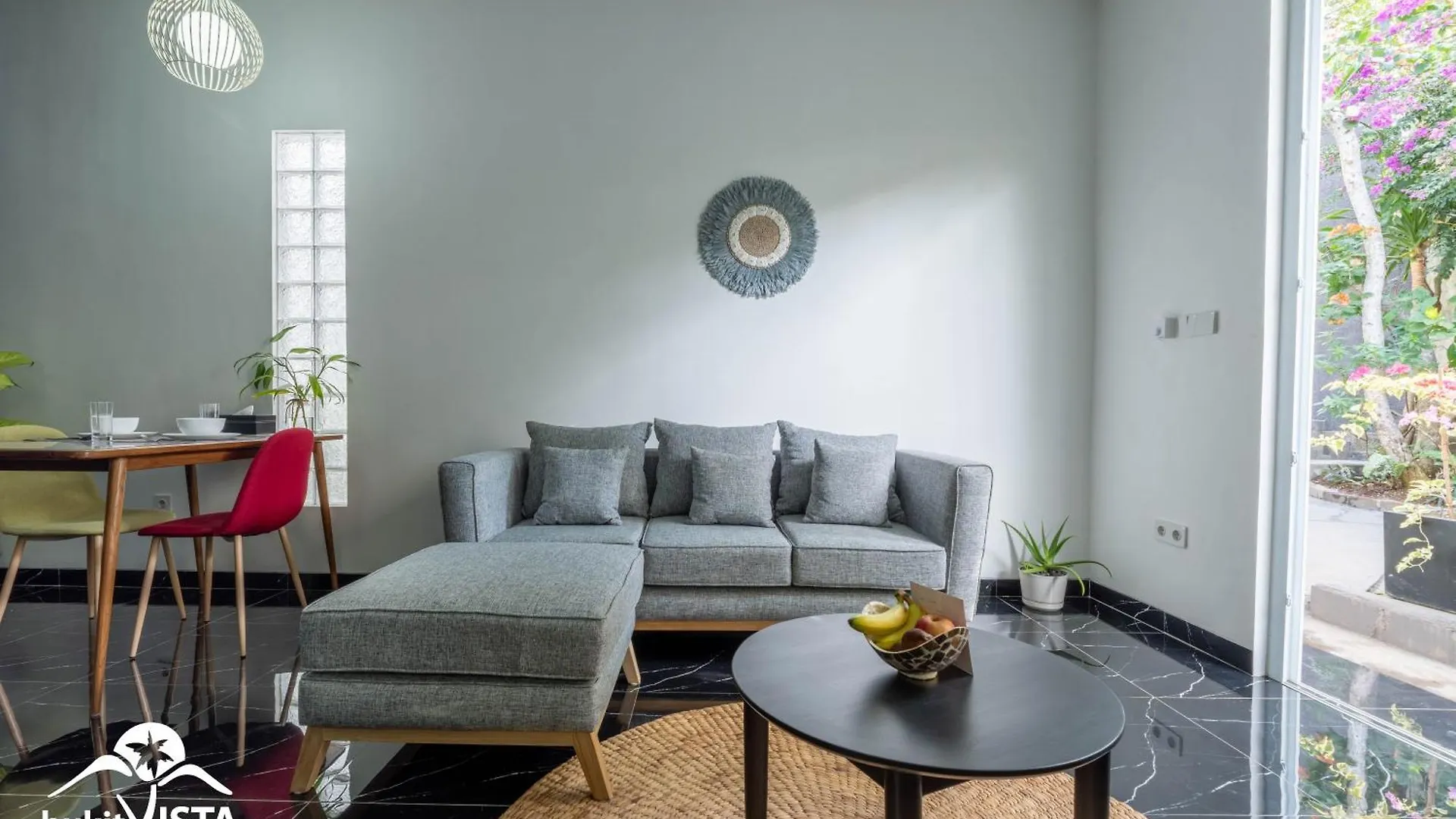 Гостевой дом Отель Casa Kirala By Bukit Vista Улувату